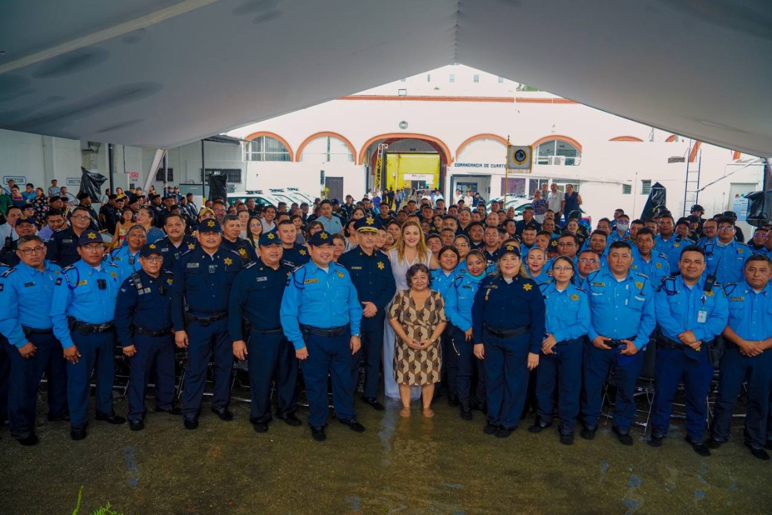 Policía Municipal donde realizó el cambio de mando entre el Comisario Mario Arturo Romero Escalante