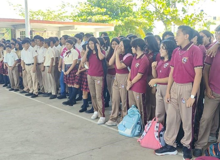 Desciende matrícula de estudiantes en escuelas de la zona Centro