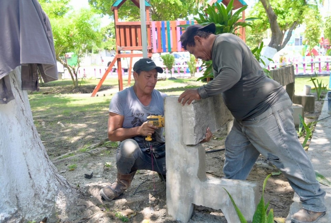 Reconocer Ayuntamiento deuda de bonos a trabajadores sindicalizados