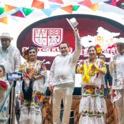 Tradiciones yucatecas serán pilares fundamentales para Díaz Mena