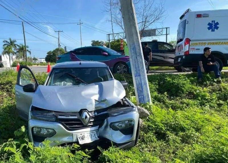 Tremendo choque una mujer embarazada resulta lesionada