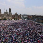 Asiste Joaquín Díaz Mena al sexto y último informe de gobierno de AMLO