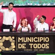 Rinde edil de Ciudad del Carmen su tercer informe municipal