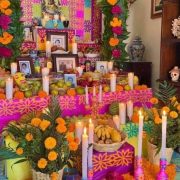 Llaman a ciudadanos a prevenir incendios con veladoras