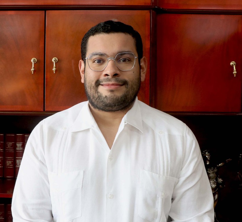 Álvaro Jesús Sastré González Juventud y Experiencia