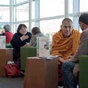 La Asombrosa Biblioteca Humana