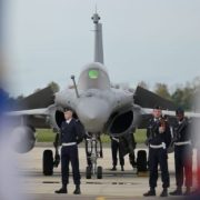 ¡Increíble! Francia enviará aviones de combate a Ucrania