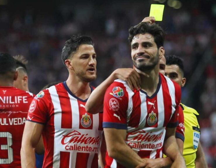 Durante el entrenamiento del día de hoy en el Club Deportivo Guadalajara, una broma de los jugadores causó caos y se salió de control.