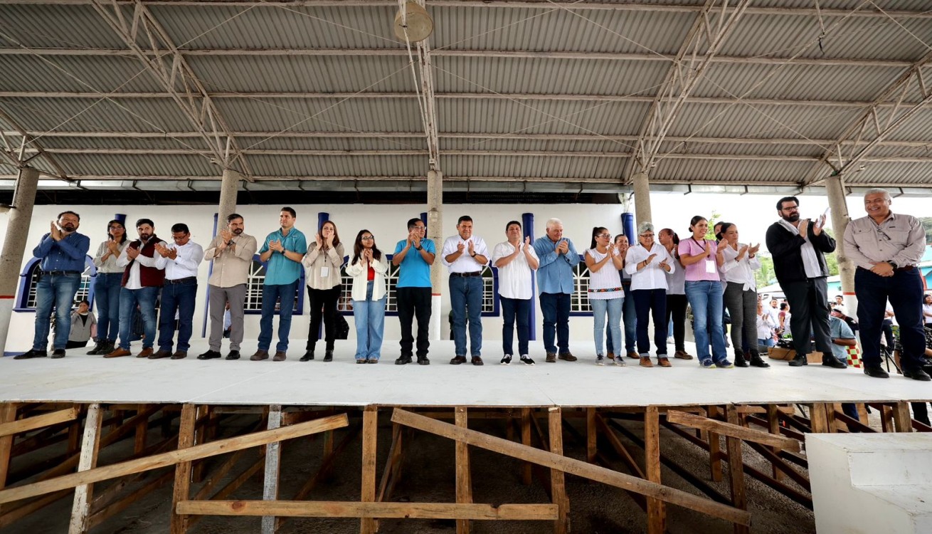 El pueblo no está solo”, afirma Javier May en Tacotalpa
