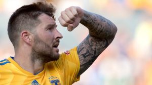 El delantero francés André Pierre Ginac, buscará esta noche incrementar su cuota goleadora en Clásicos Regios.