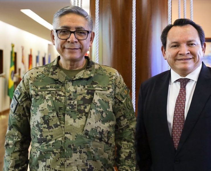 Gobernador Joaquín Díaz Mena y Secretario de Marina se reúnen: Un paso hacia el desarrollo