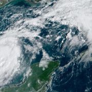 Horario de suspensión actividades laborales en Yucatán por huracán Milton: Todos los detalles