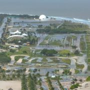 Inundación en Malecón Costero afectó a cocteleros