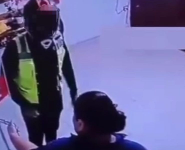 Inseguridad en Cancún: video sicario, captan cómo asesino a empleada de un hotel