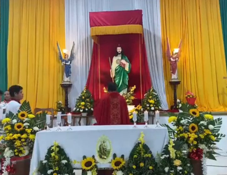 Cientos de fieles festejan a San Judas Tadeo