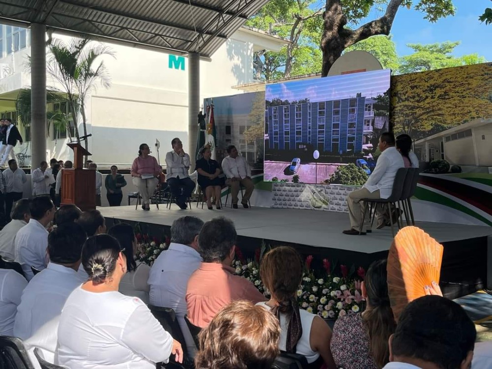 Presenta la doctora Mirian Carolina Martínez López su segundo informe