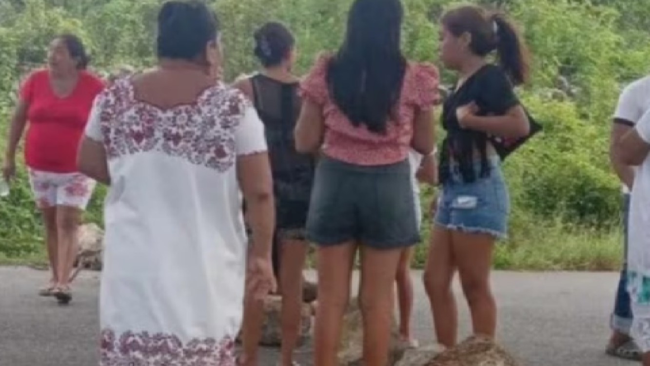 Protestas por discriminación a comunidad maya paralizan lujoso hotel