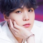 ¡Impactante! Suga de BTS es multado y las redes estallan