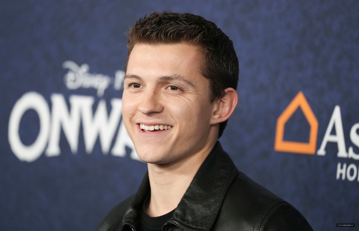 Tom Holland habla de Spider-Man 4