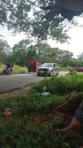 Habitantes denunciaron discriminación a comunidad maya, por parte de un hotel de lujo que está cerca, por lo que bloqueron el acceso de los turistas que ahí se hospedan.