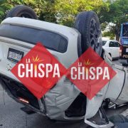Trágica Volcadura en Avenida Tecnológico: Seis Estudiantes Resultan Heridos