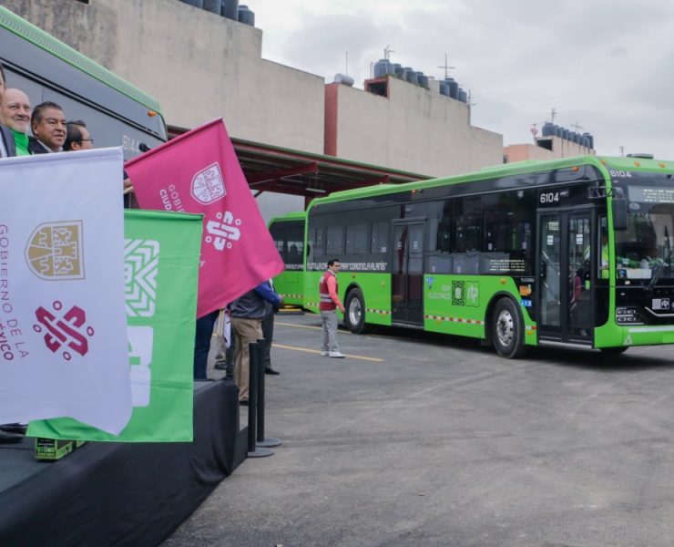 CIERRA BATRES CON ENTREGA DE 50 UNIDADES ELÉCTRICAS DE RTP