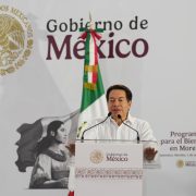 Mario Delgado anuncia la Beca Universal "Rita Cetina Gutiérrez" para combatir el abandono escolar