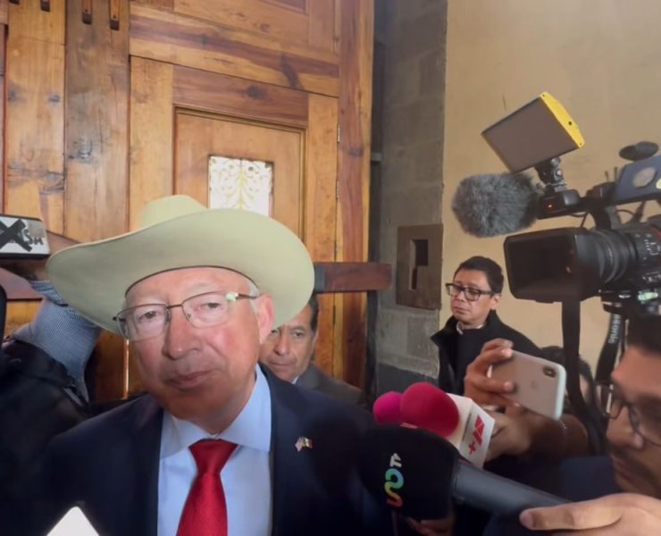 Reafirma Sheinbaum postura en relación con embajador de EUA