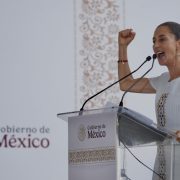 Sheinbaum reafirma elección popular de jueces para 2025 en su gira por Yucatán