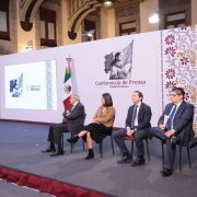 Sheinbaum anuncia un modelo de compra consolidada de medicamentos con enfoque en transparencia y ahorro