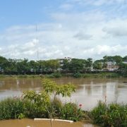 GRAFI-CASOS: Malecón Carlos Madrazo bajo el agua del Río Grijalva