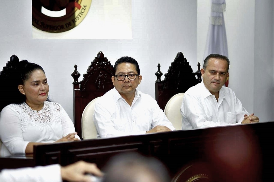 Carlos Efraín Reséndez Bocanegra nuevo presidente del TSJ de Tabasco