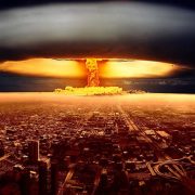 Israel ataca instalaciones nucleares de Irán ¿Una guerra nuclear?