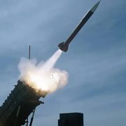 EU autoriza a Kiev usar misiles de muy largo alcance