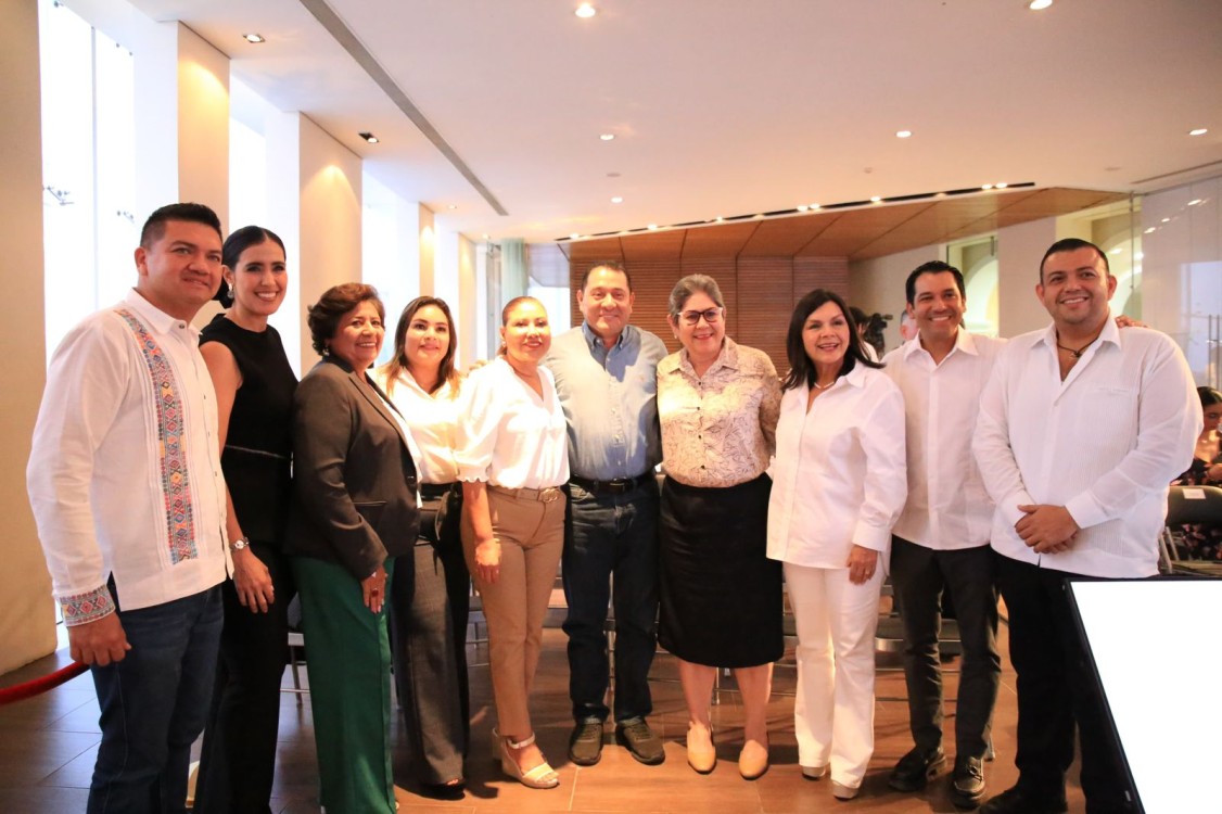 Javier May lidera instalación del Consejo Consultivo