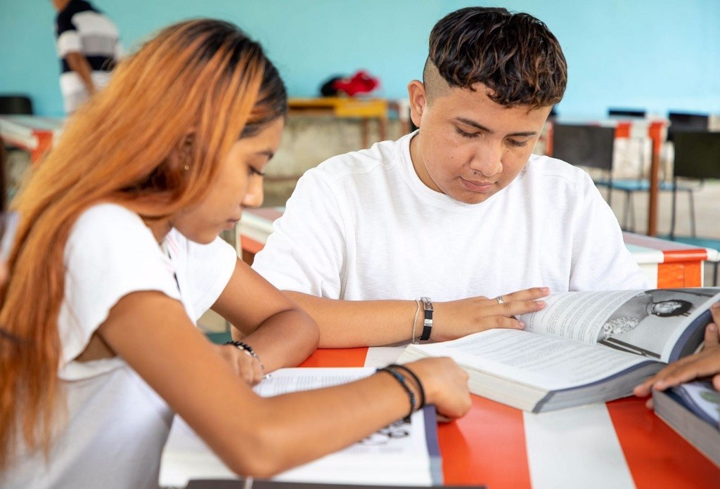 Beca Jóvenes Renacimiento: Oportunidad para nivel superior