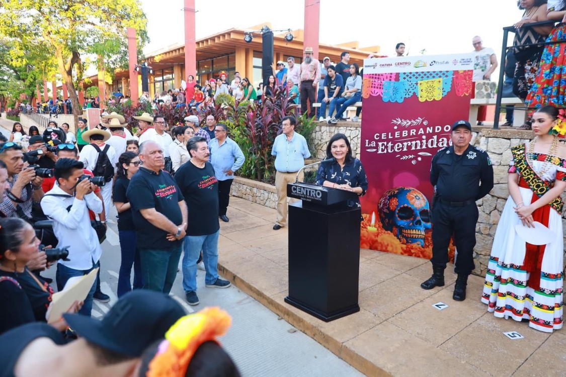 “Celebrando la Eternidad”