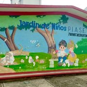 Dictámenes para Regularizar 140 Planteles Educativos