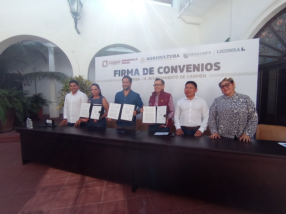 Liconsa firma convenio con el Ayuntamiento de Carmen