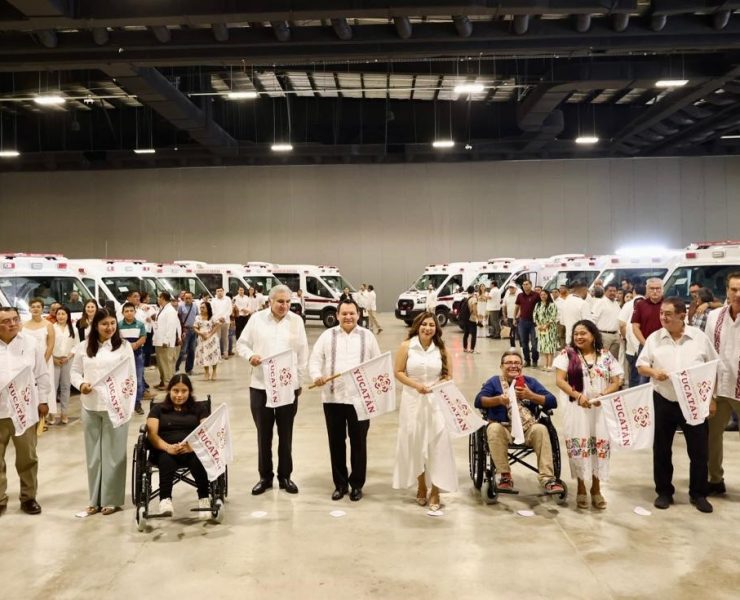 Joaquín Díaz Mena transforma Yucatán con Salud de Calidad para todos