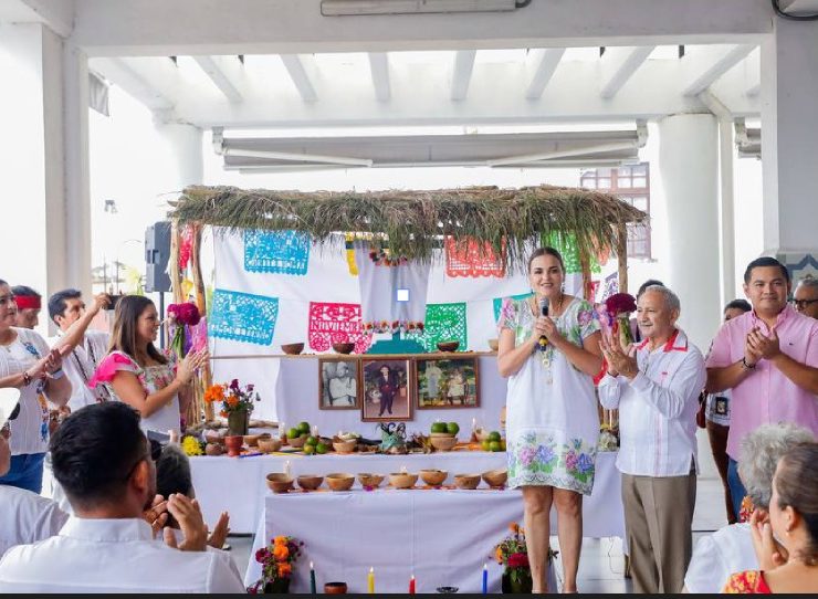 Mérida Celebra Hanal Pixán en el Lucas de Gálvez