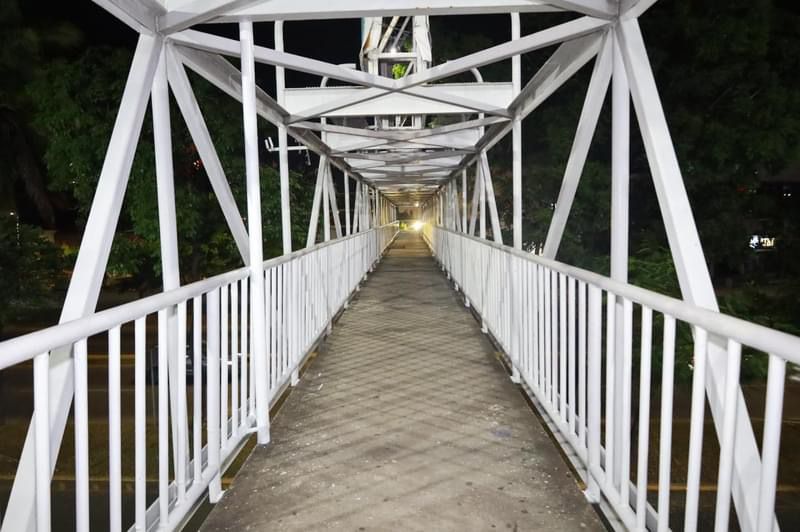 Nuevo Alumbrado en Centro Proyecto de Iluminación en Puentes Peatonales
