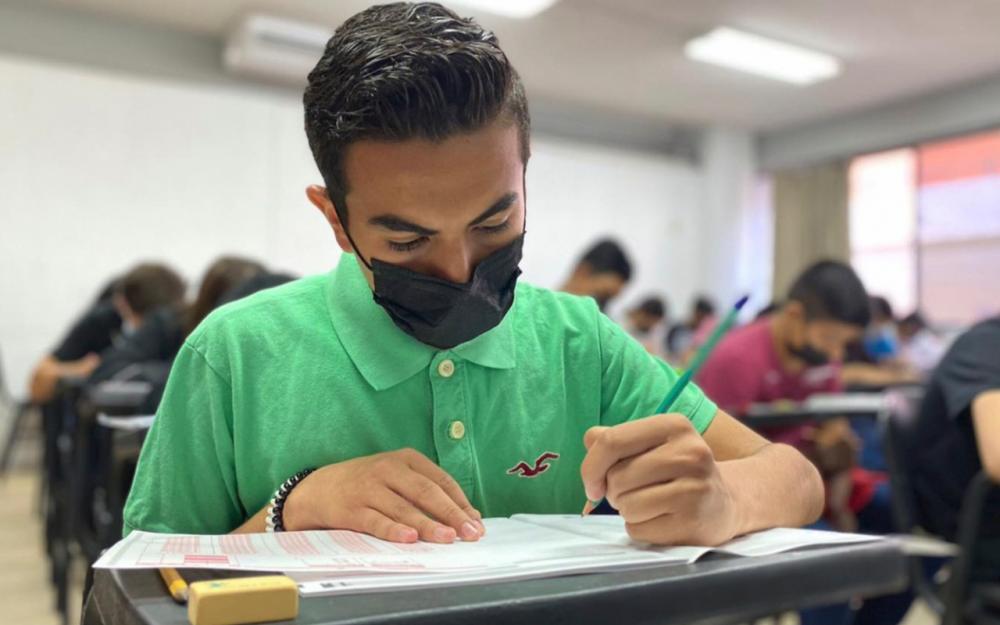 ¿Qué significa la eliminación del examen de admisión en preparatorias?