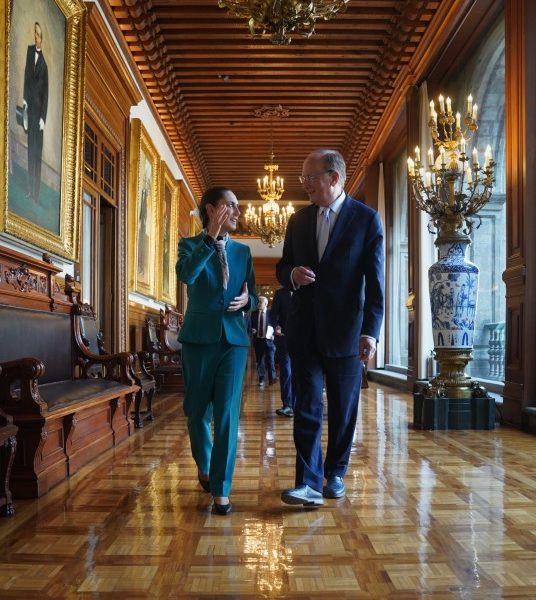 Sheinbaum refuerza lazos con inversionistas internacionales en reunión con directivos de BlackRock y Global Infrastructure Partners