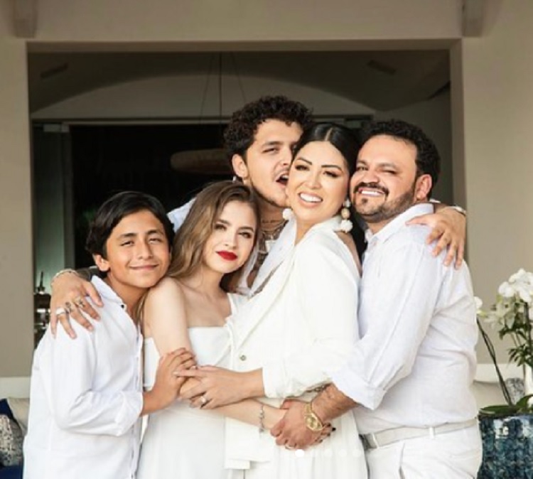 La Brujería de Belinda: ¿Encantó a Christian Nodal?