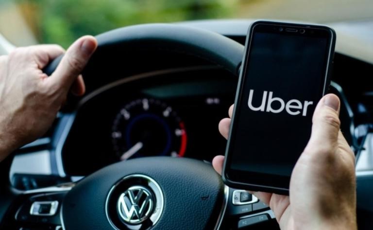 Requisitos del vehículo para ser chofer de Uber en Mérida