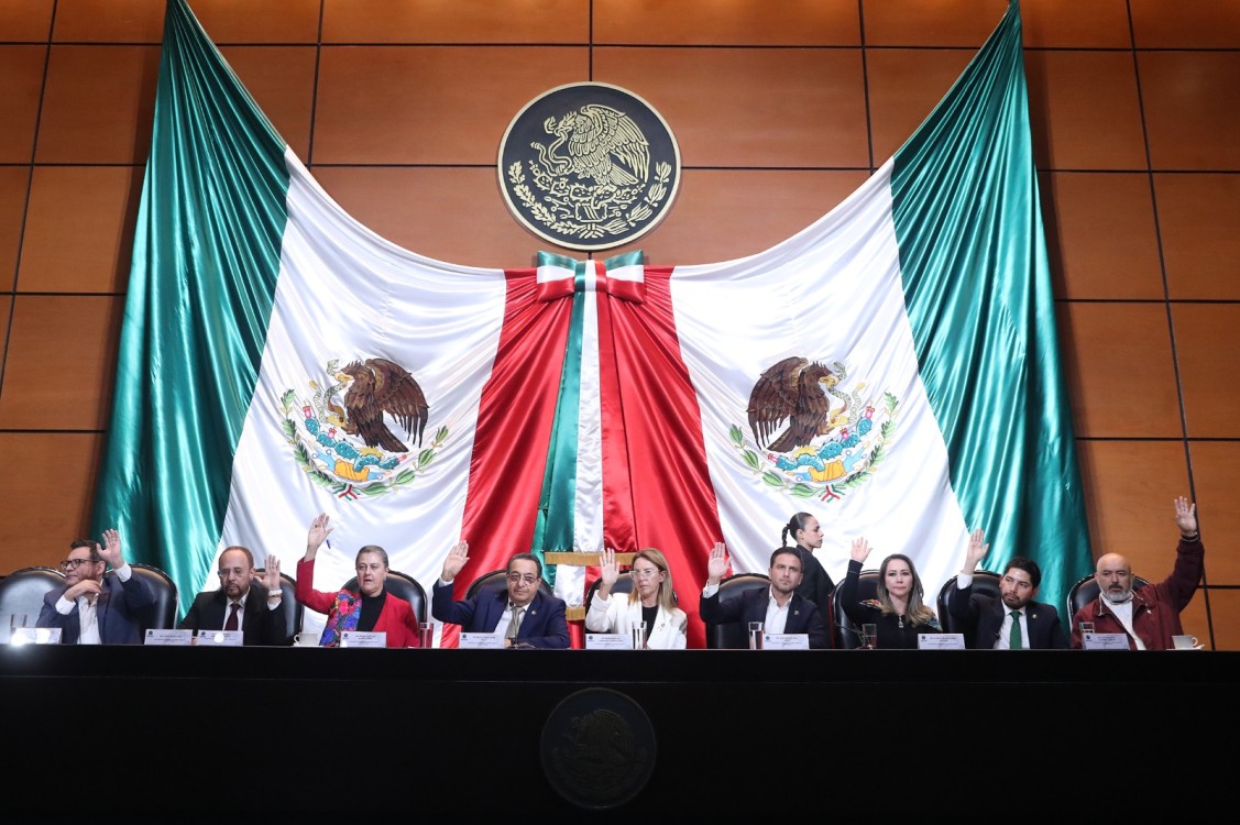 Reforma contra la reelección y nepotismo solo demagogia