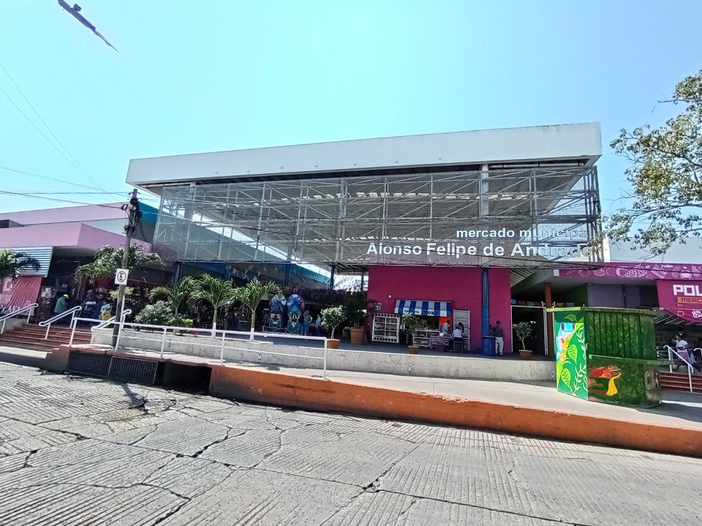 Sancionan a locataria del mercado AFA por defender sus derechos