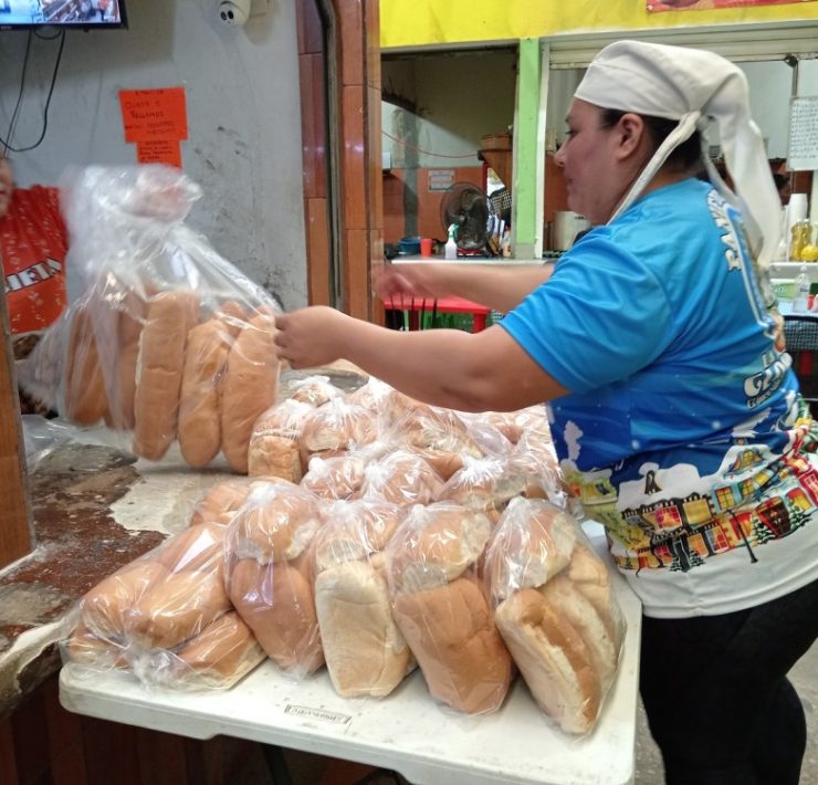 Panaderías de Ciudad del Carmen abarrotadas