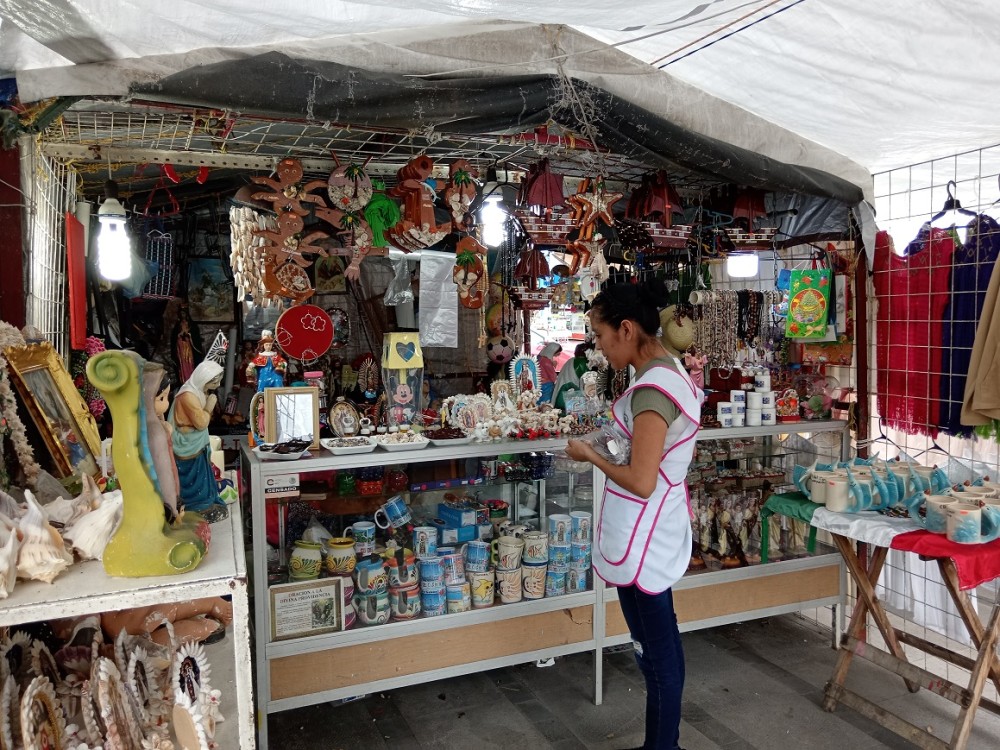 Artesanos carmelitas contentos por el nuevo mercado de Artesanías
